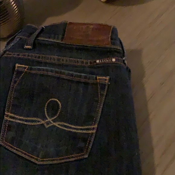 Lucky Brand Amazing pair of Jeans! - Picture 3 of 3